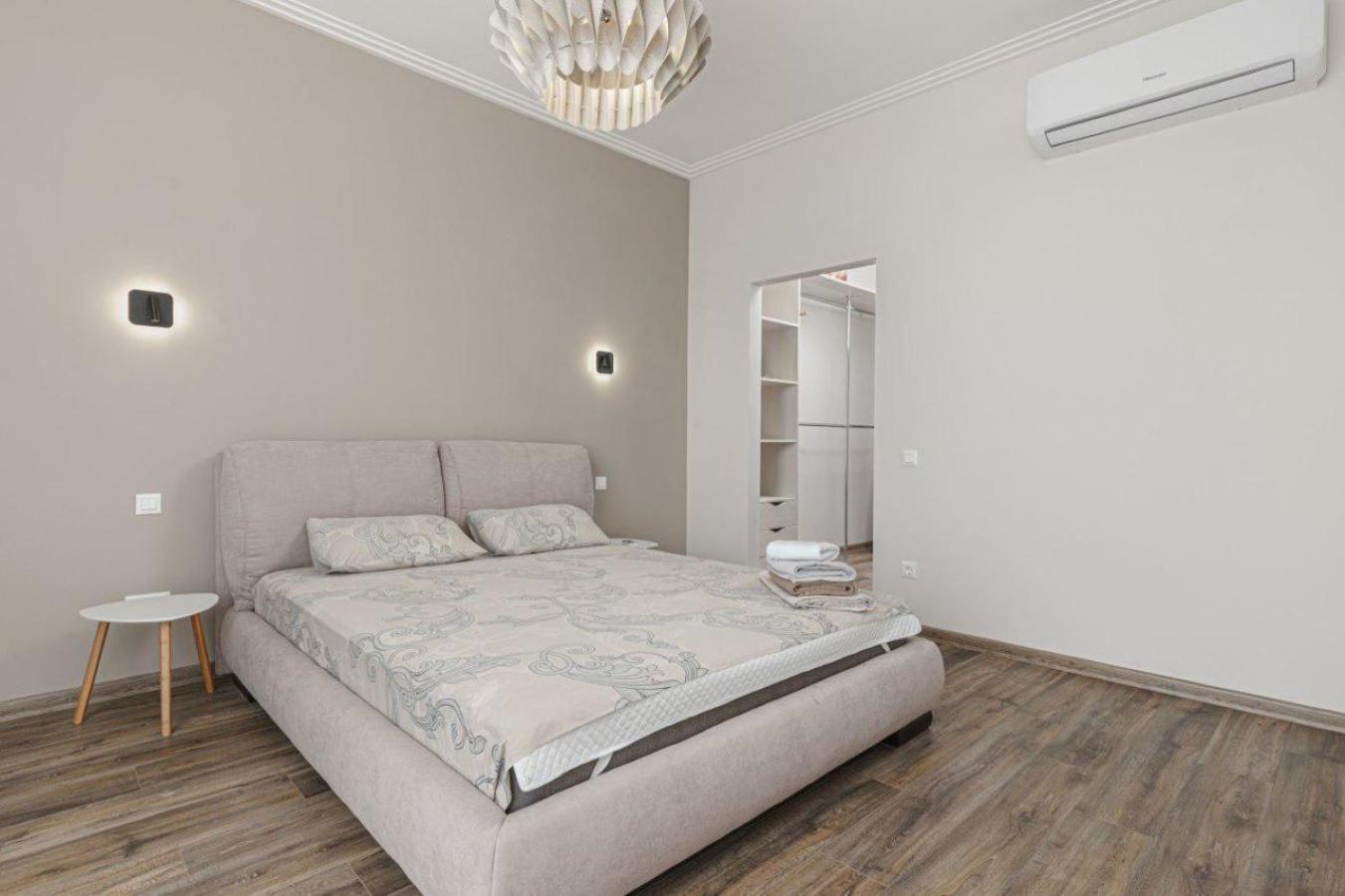 Sea Symphony Luxury Apartments Odessa Exterior foto