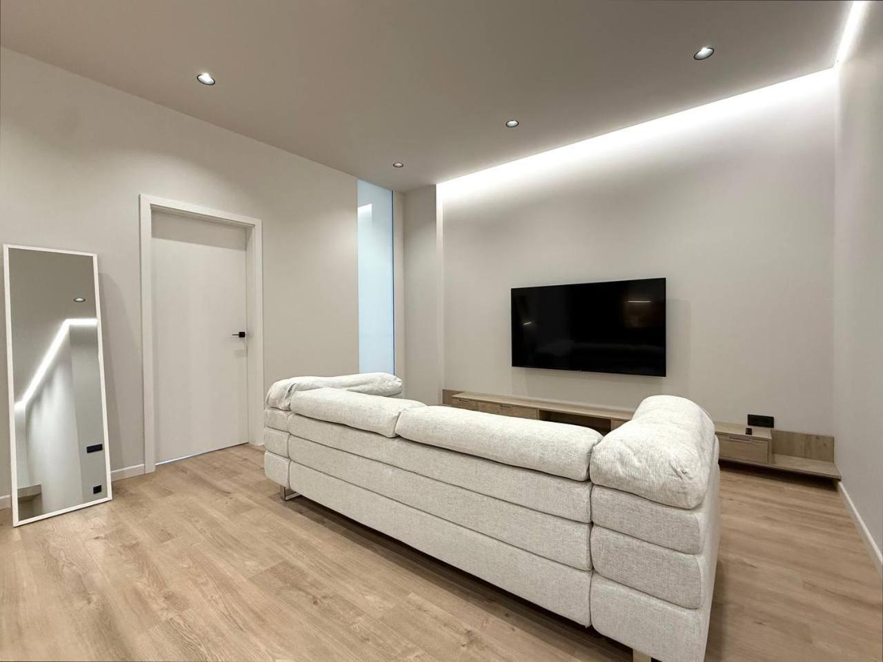 Sea Symphony Luxury Apartments Odessa Exterior foto